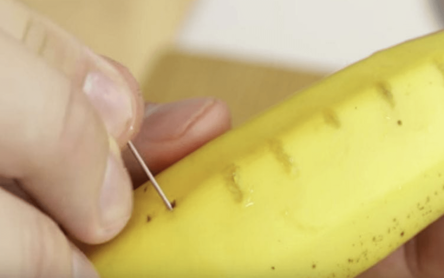 Amazing trick! Look what happens when you prick a needle into a banana!
