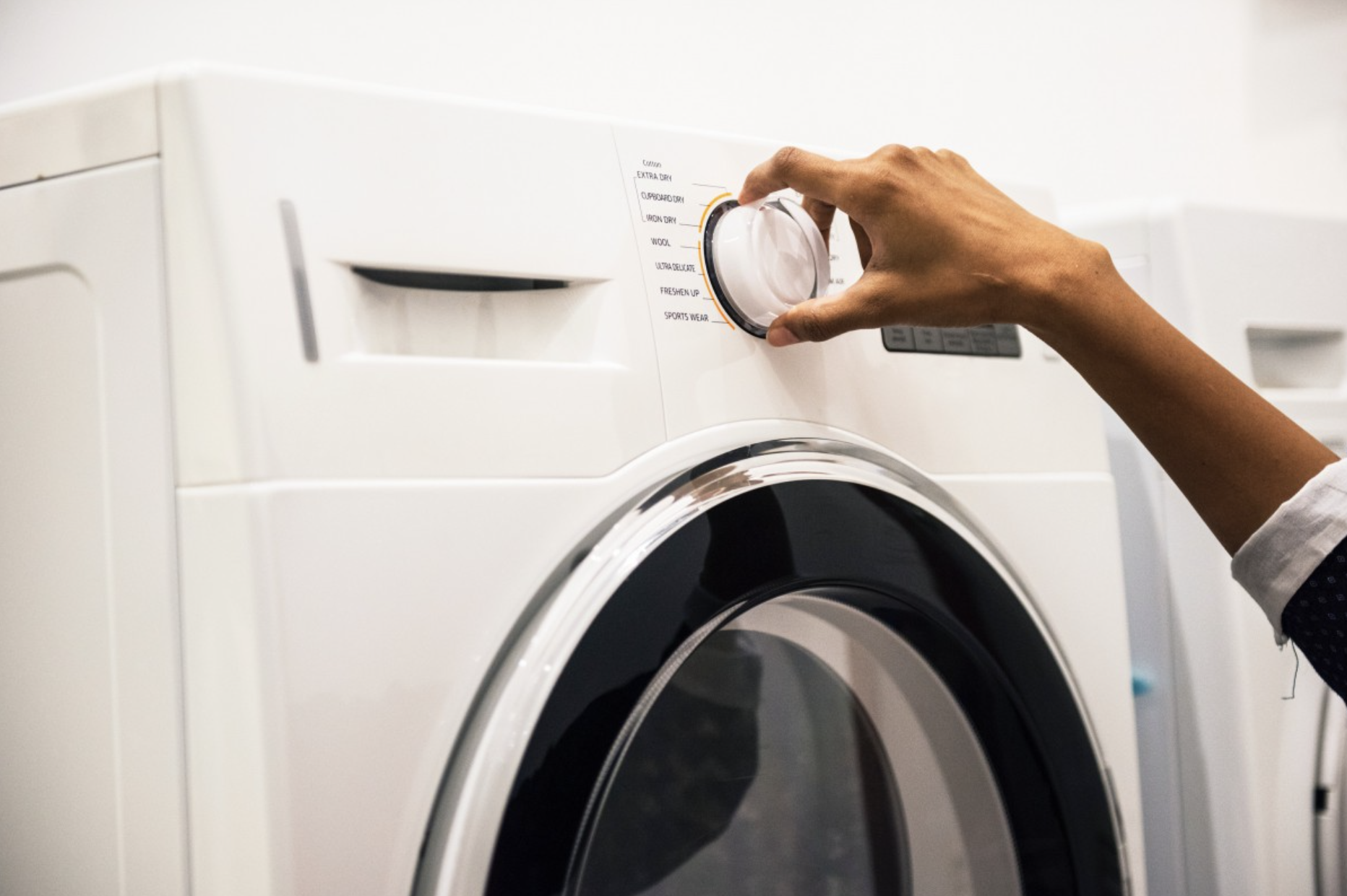 This is the easiest way to clean your washing machine